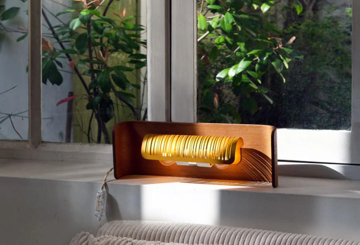 Lampe à poser modèle exfiltrée collection Tsé Tsé